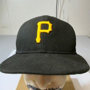 New‎ Era Pittsburgh Pirates MLB Fitted Hat Black Gold P Logo 7 1/4
